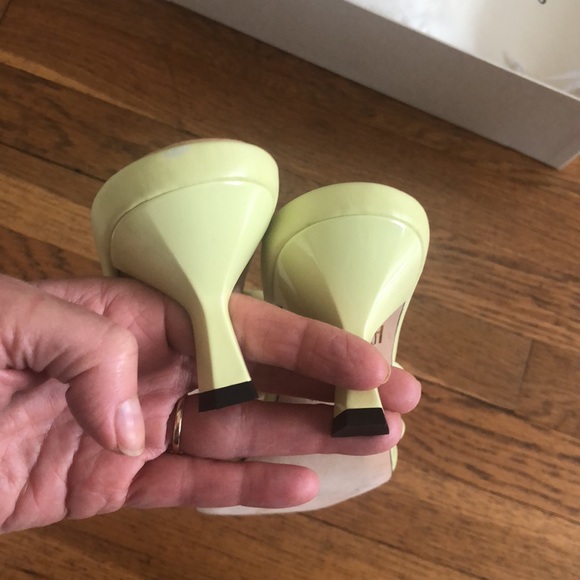 Dear Frances Apple Fan Sandal - Picture 9 of 14